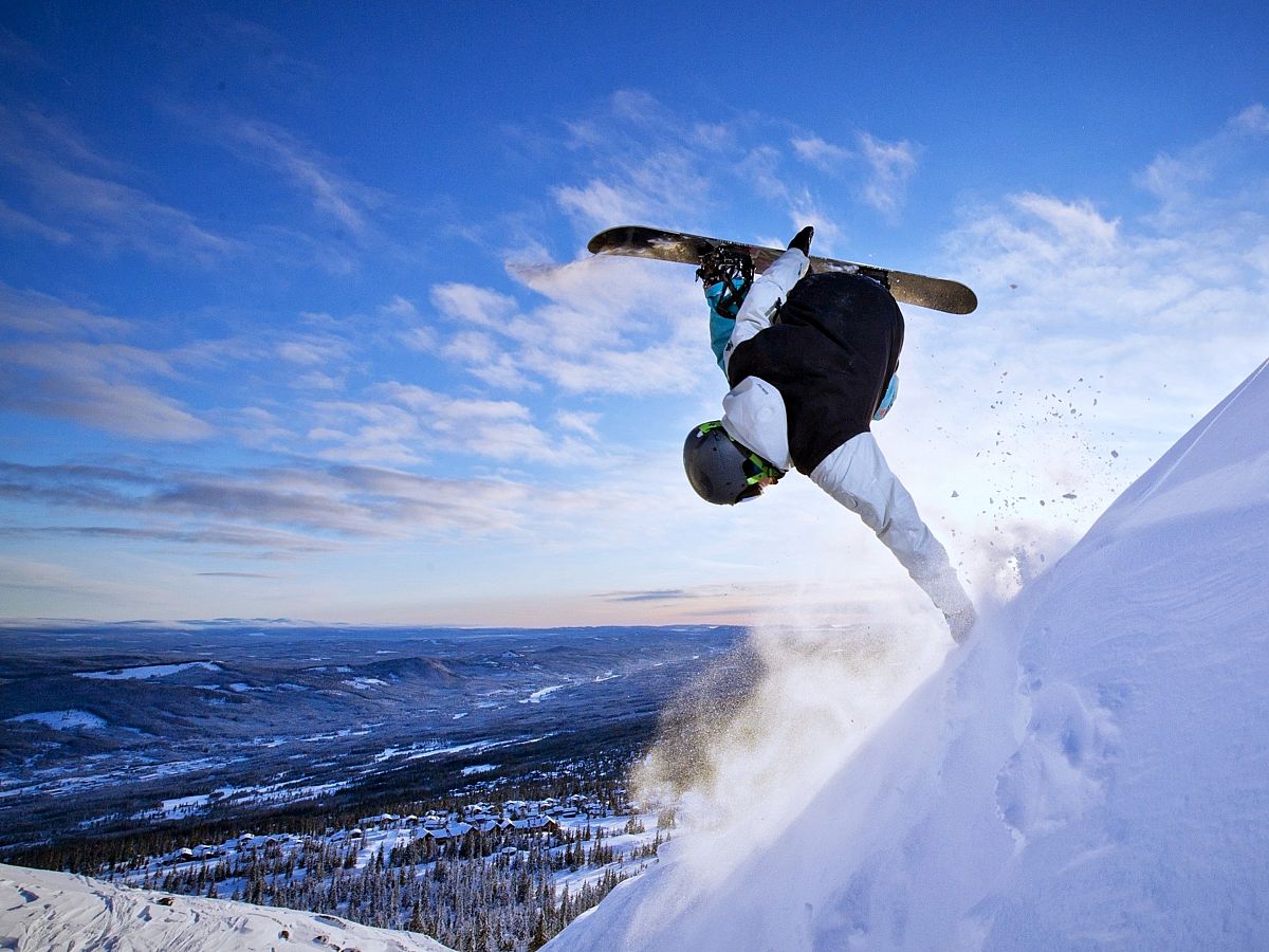 Canadian Ski Patrol Winter Sport Show Swap